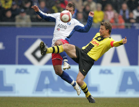 多場硬仗中 多場硬仗中